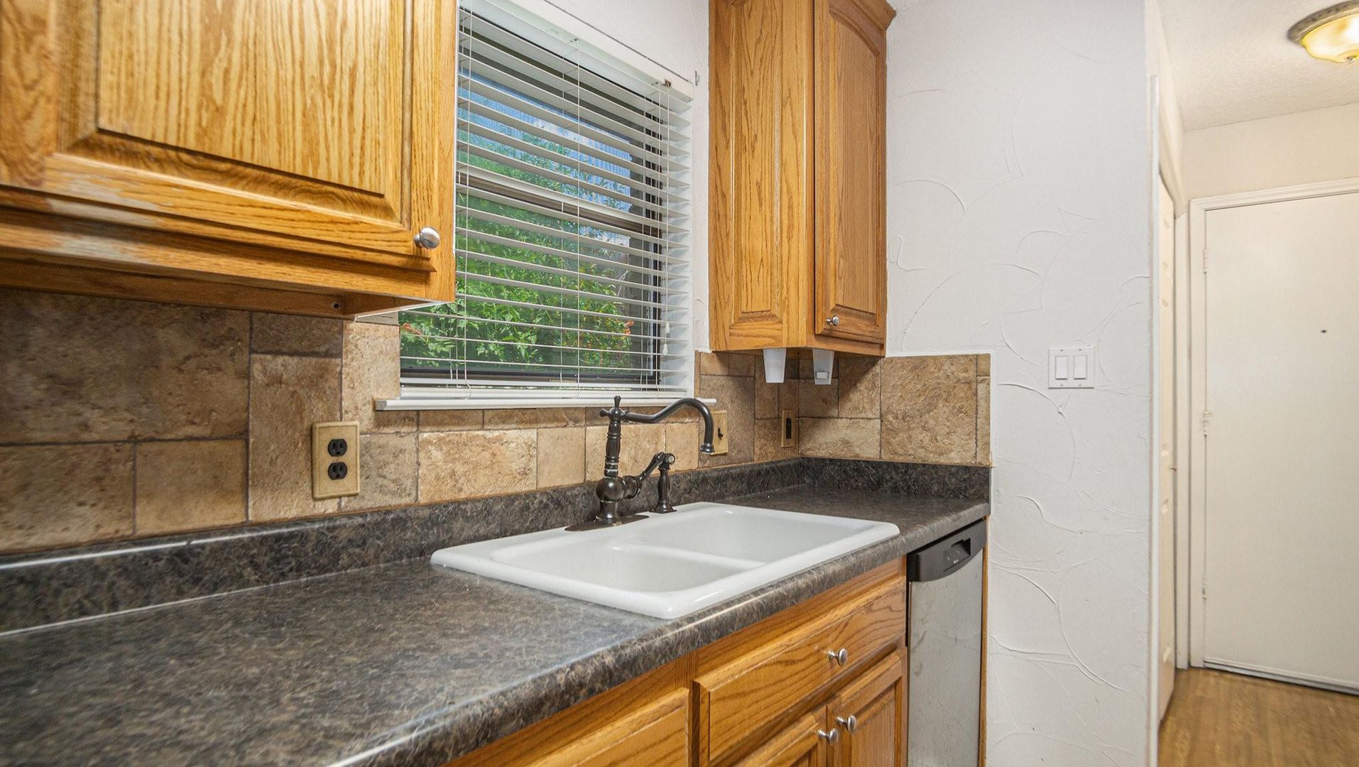 6908 Bentley Ave, Fort Worth, TX 76137 photo 16