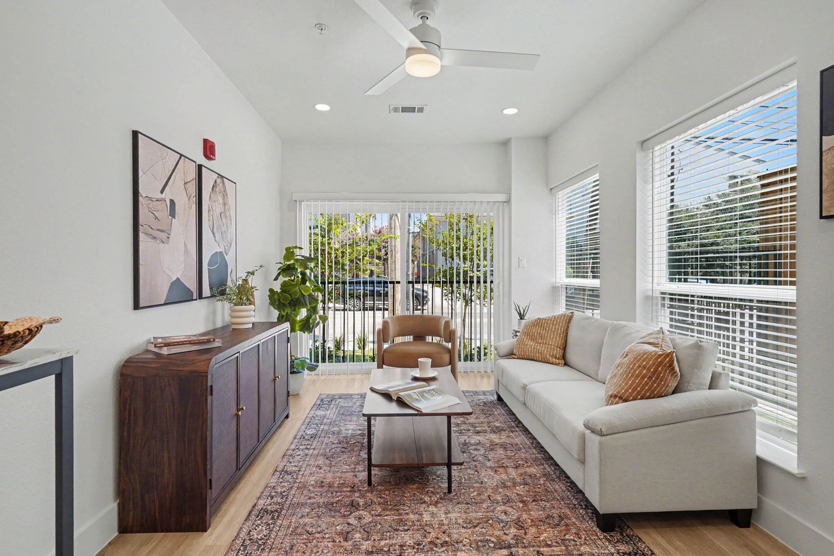 2217 N Fitzhugh Avenue #101 11 of 12