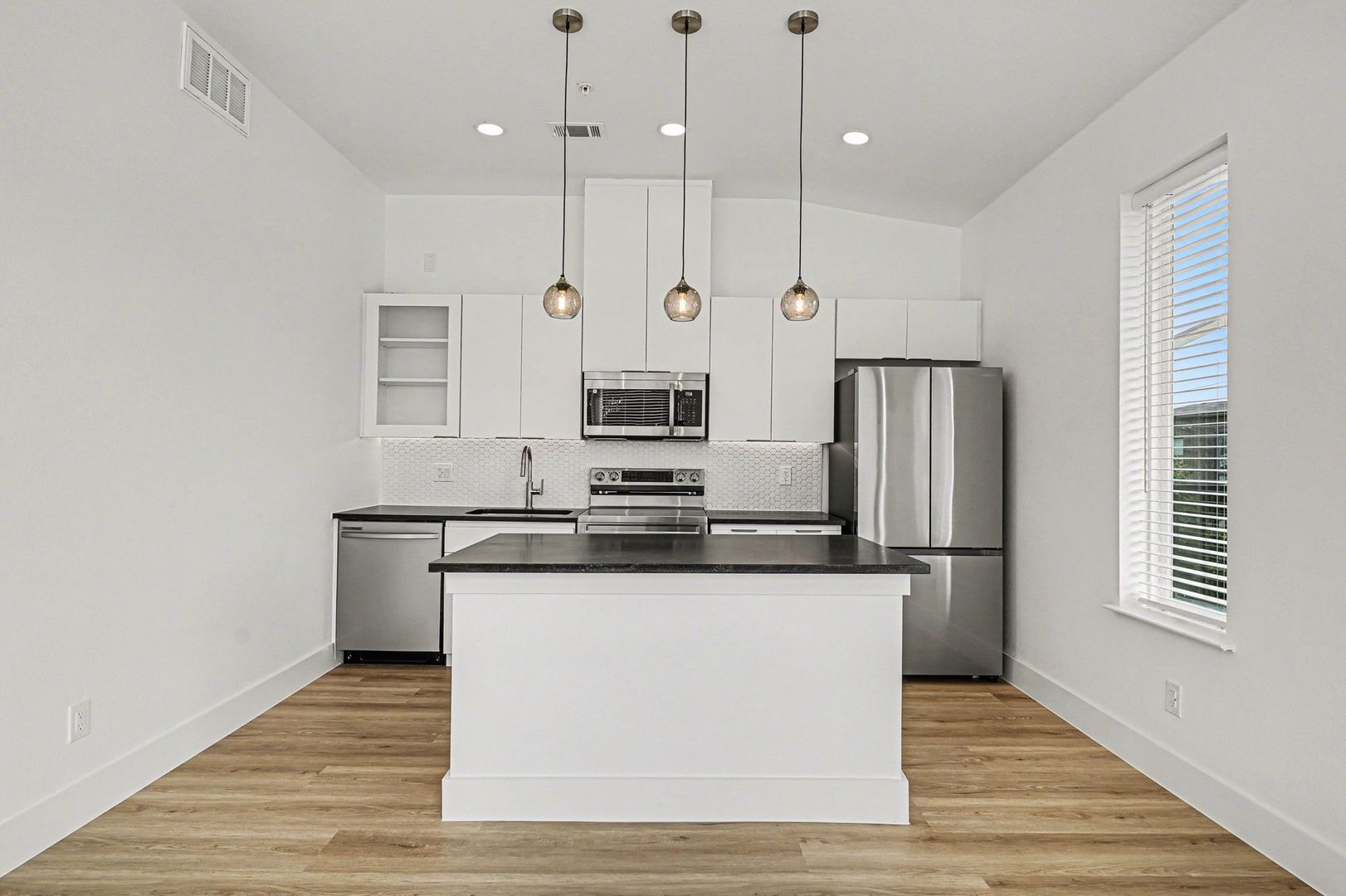 2217 N Fitzhugh Avenue #301, Dallas, TX 75204 photo 24
