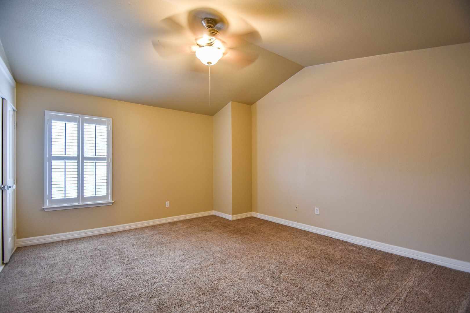 87 Winchester Drive, Euless, TX 76039 photo 14