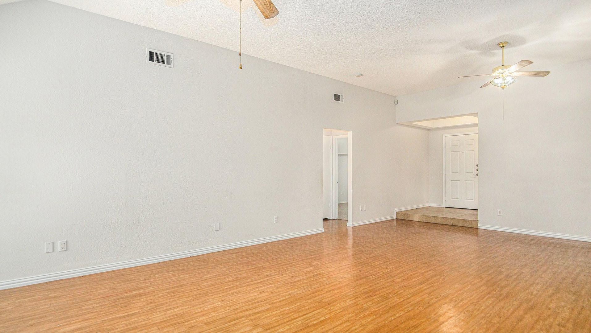 6908 Bentley Ave, Fort Worth, TX 76137 photo 11