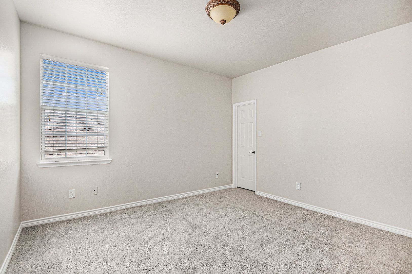 605 Port Royale Way, Euless, TX 76039 photo 21