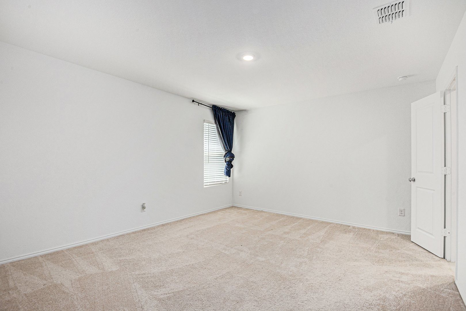 2917 Questa St, Fort Worth, TX 76119 photo 17