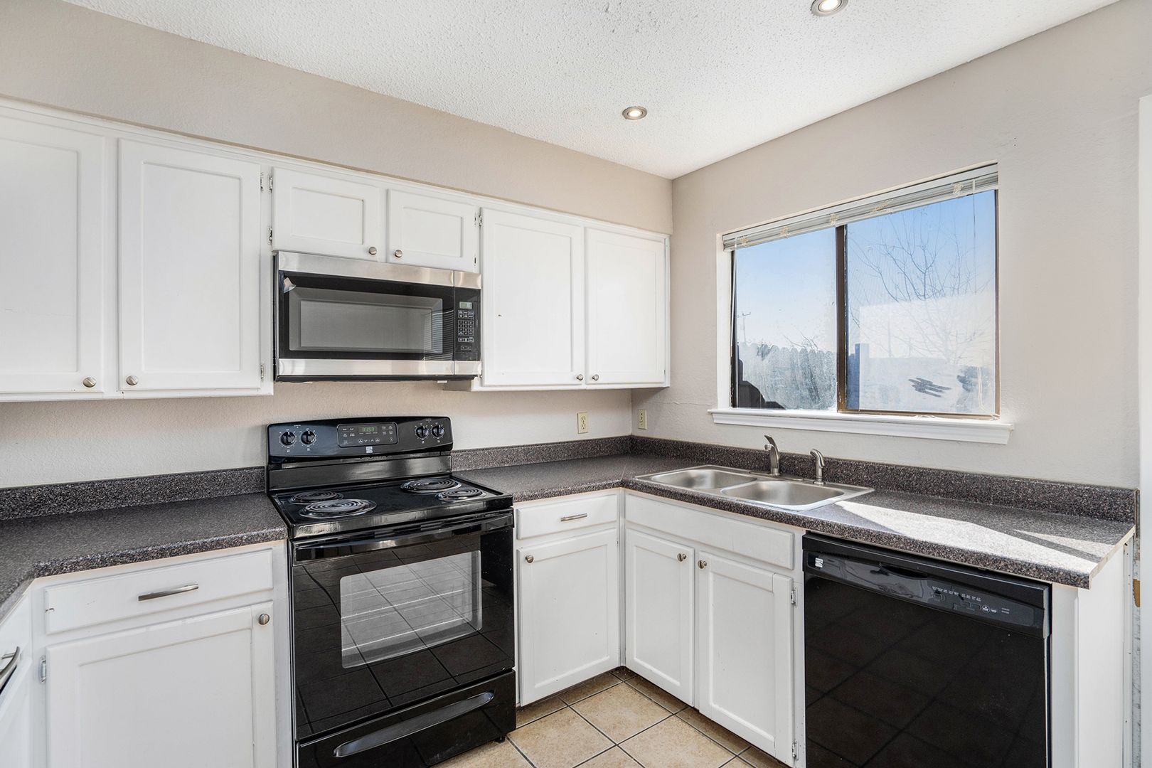 3301 Aurora Street, Unit D, Haltom City, TX 76117 photo 9