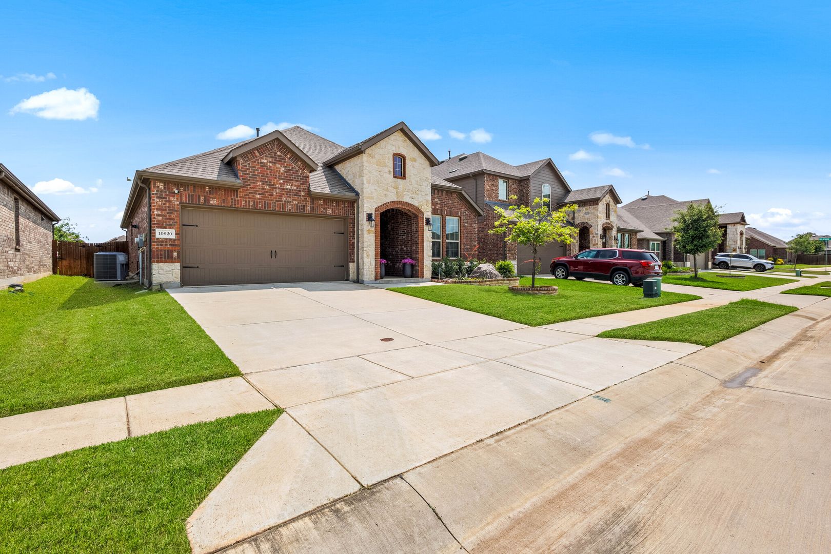 Aubrey House: 10920 Los Alamos Dr.