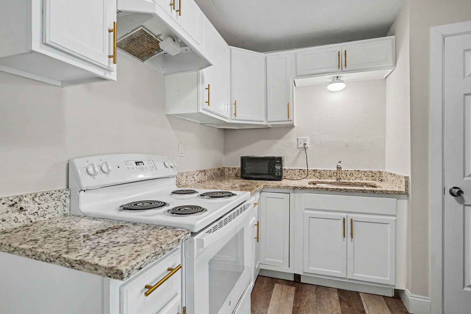 1327 35th St, Wichita Falls, TX 76302 photo 9