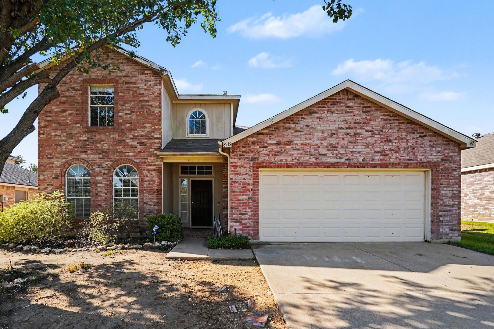 8512 Clearbrook Drive, Fort Worth, TX 76123 photo 1
