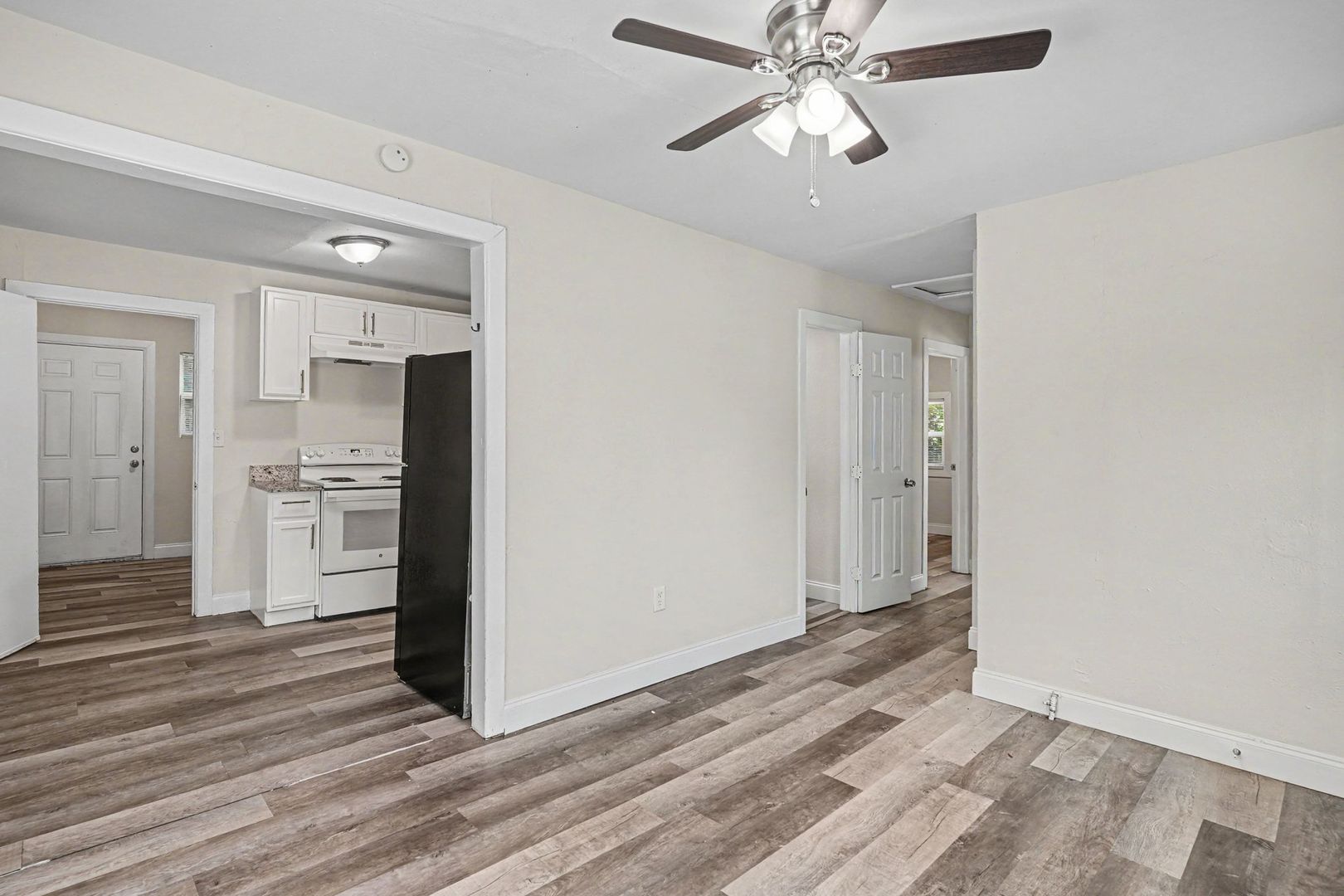 1327 35th St, Wichita Falls, TX 76302 photo 6