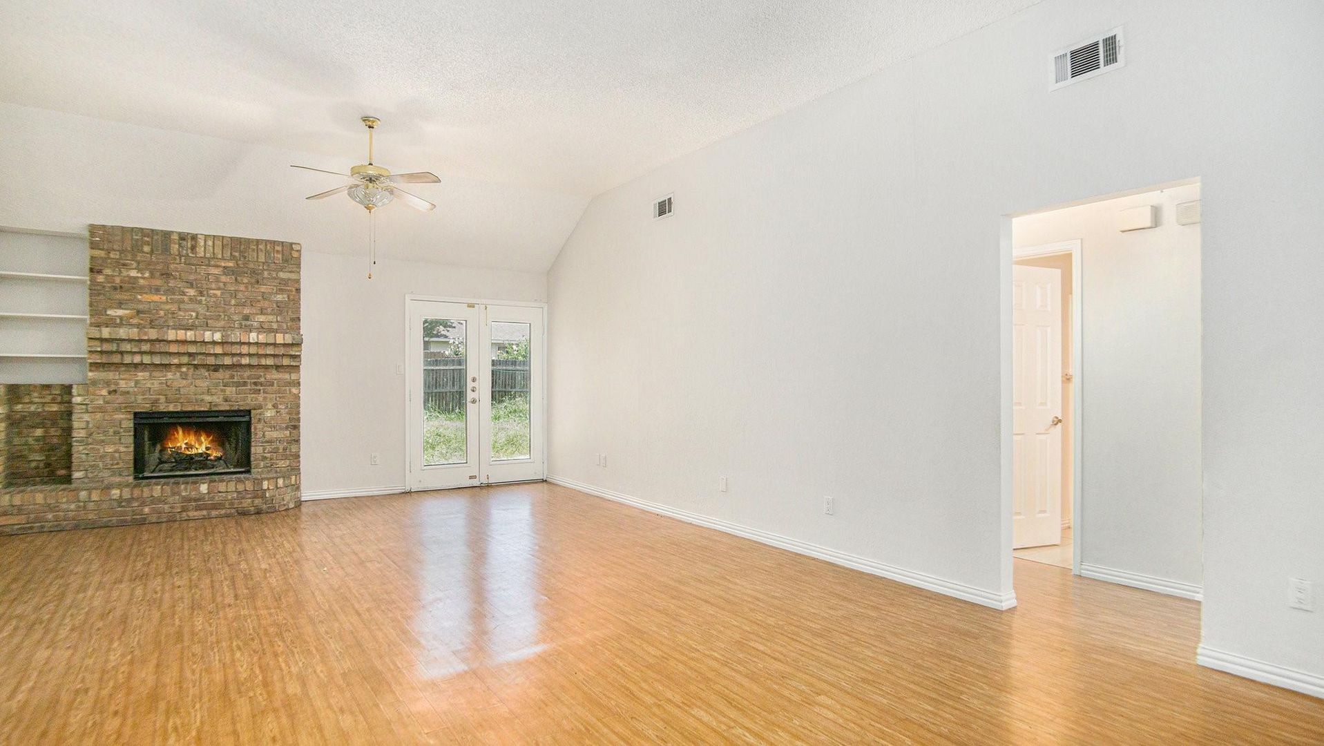 6908 Bentley Ave, Fort Worth, TX 76137 photo 8