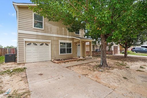Welcome to 1733 Vineridge Lane in desirable Burleson! – photo 1