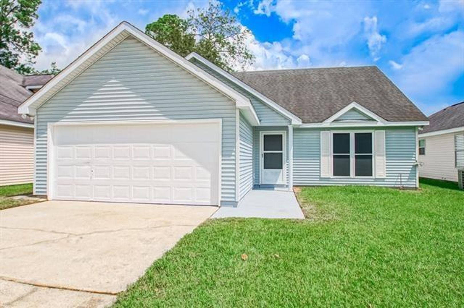 Slidell House: 354 E Suncrest Loop