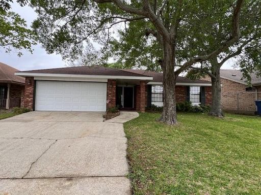 Move in ready in Eden Isles – photo 1