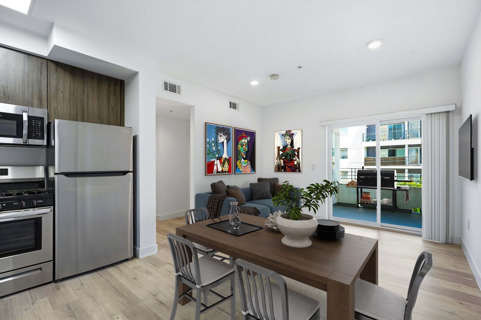 Los Angeles Apartment: 3057-3067 W. Pico Blvd