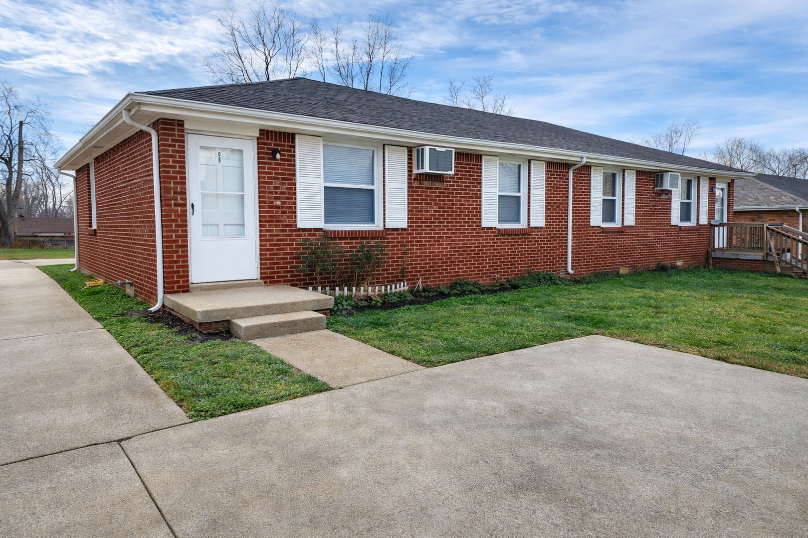 Clarksville Apartment: 108 Tandy Drive
