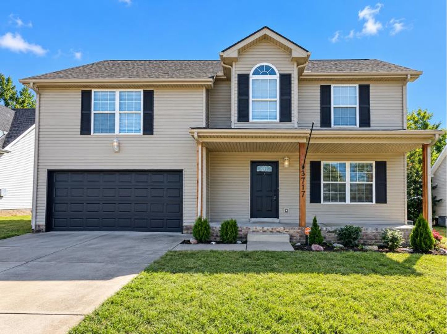 Clarksville House: 3717 S. Naples Ct.