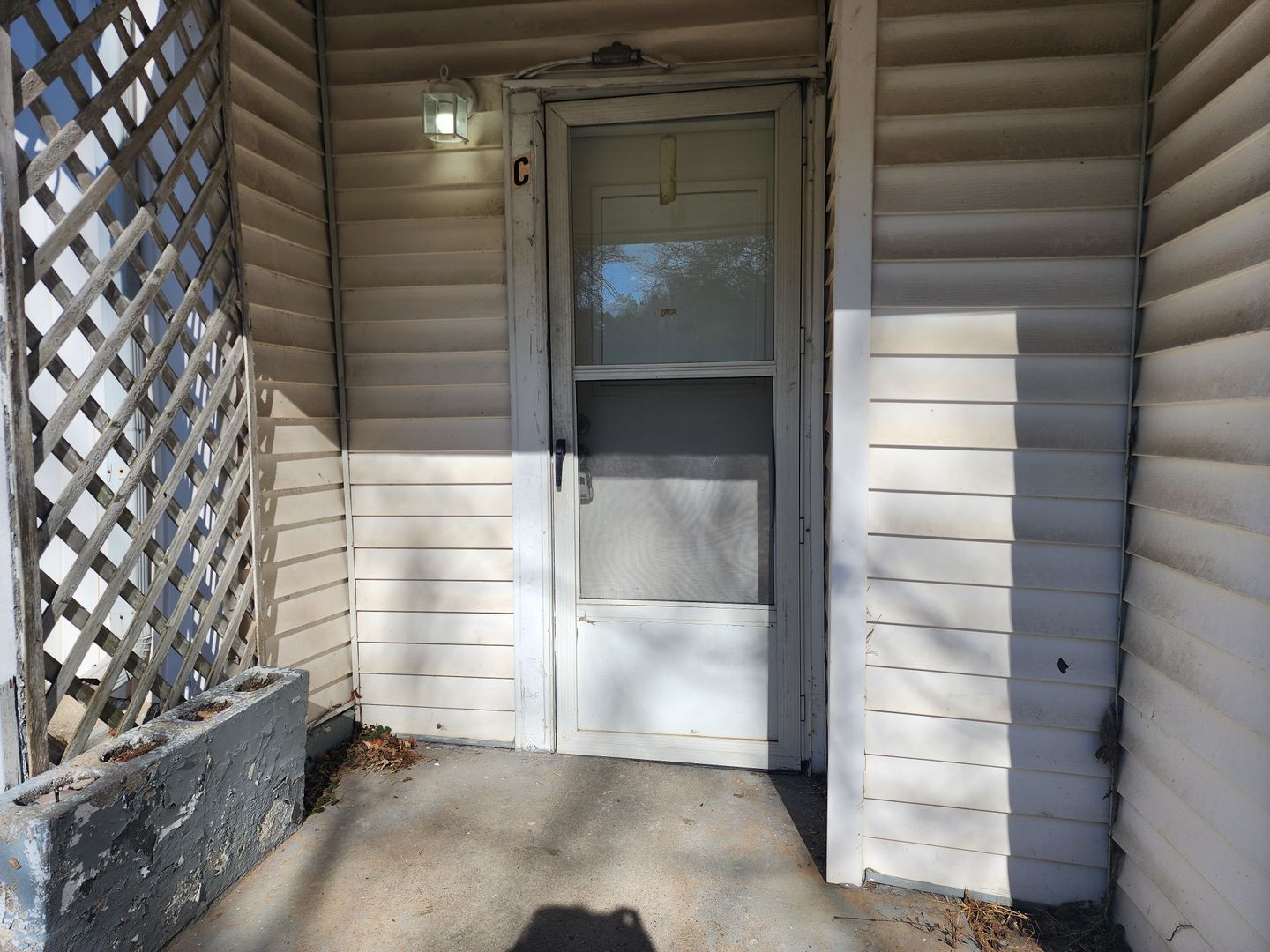 Clarksville Apartment: 823 Cumberland Drive