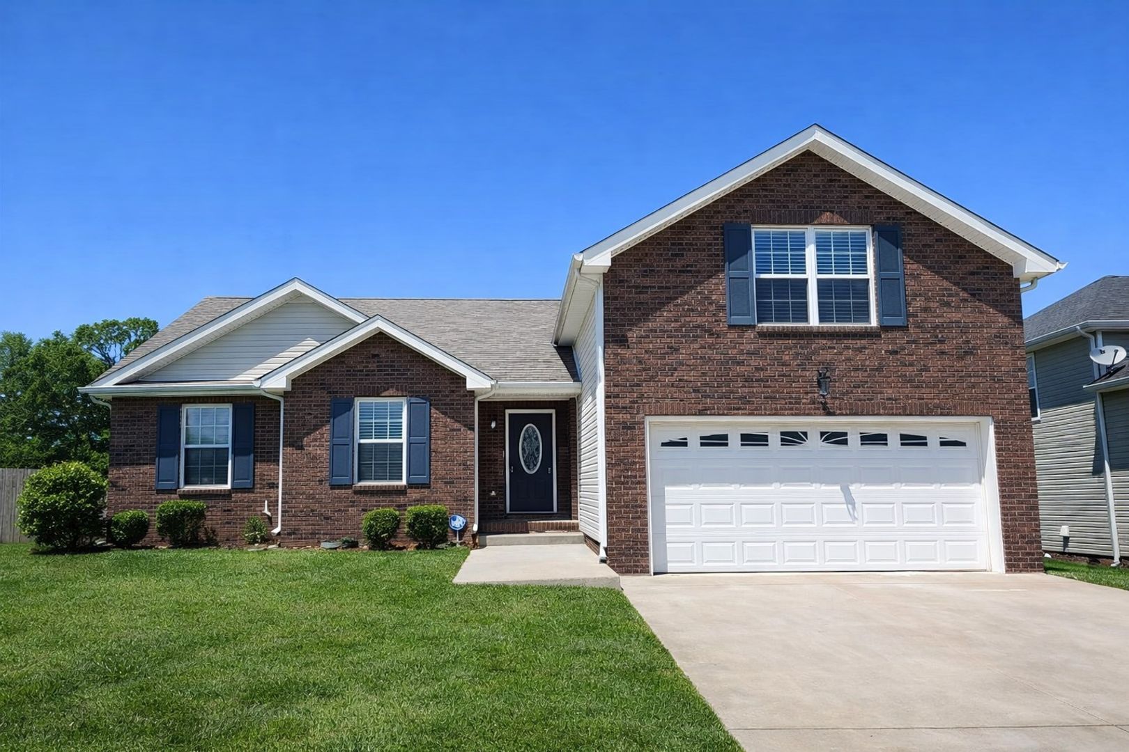 Clarksville House: 1805 Jackie Lorraine Drive