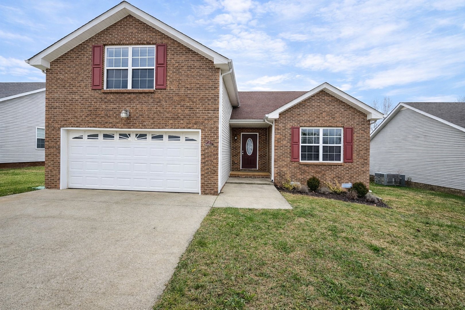 Clarksville House: 1809 Abrams Road