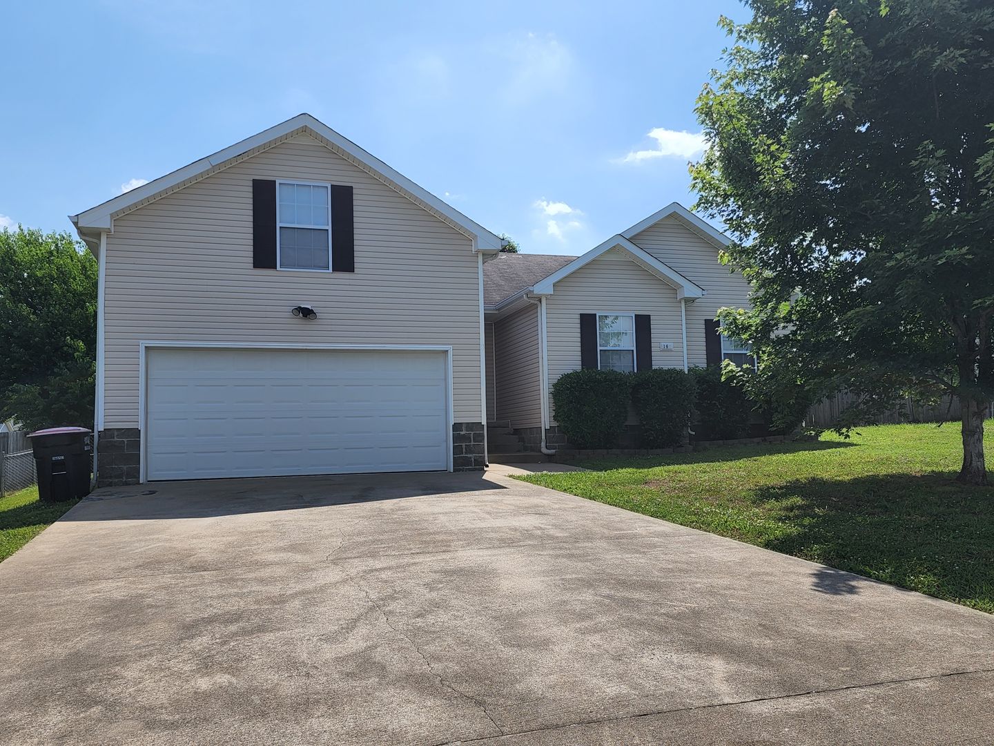 Clarksville House: 163 Appellate Court