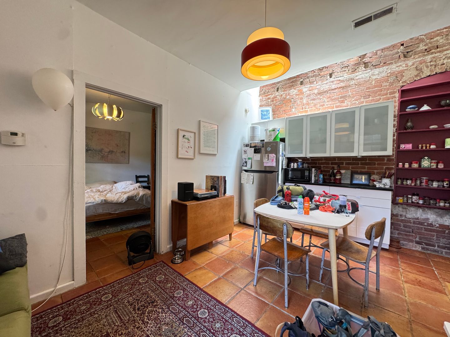 New Haven Apartment: 924 State Street - Unit 7