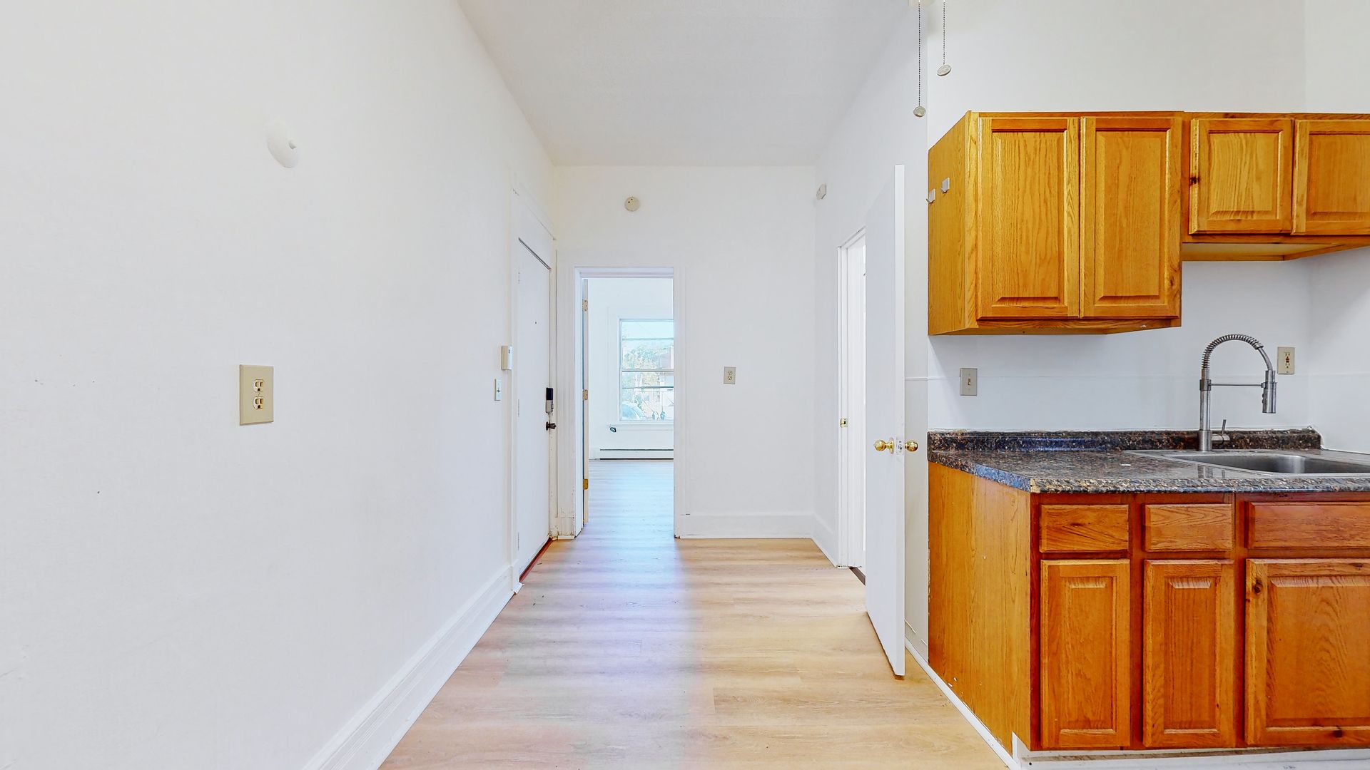 Spacious 1BR Apartment Near Yale – Remodeled & Convenient 8 of 8