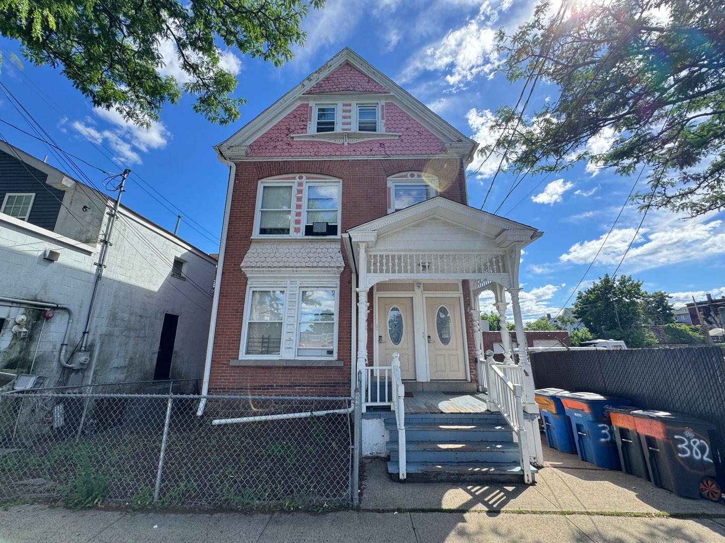Spacious 1BR Apartment Near Yale – Remodeled & Convenient 4 of 8
