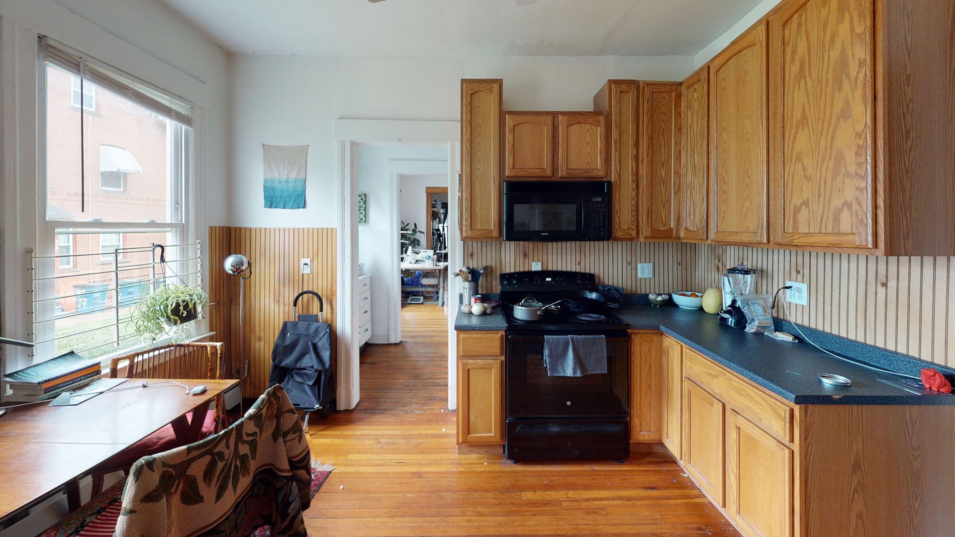 New Haven Apartment: 56 Hillside Place - Unit 2 (1st Fl)