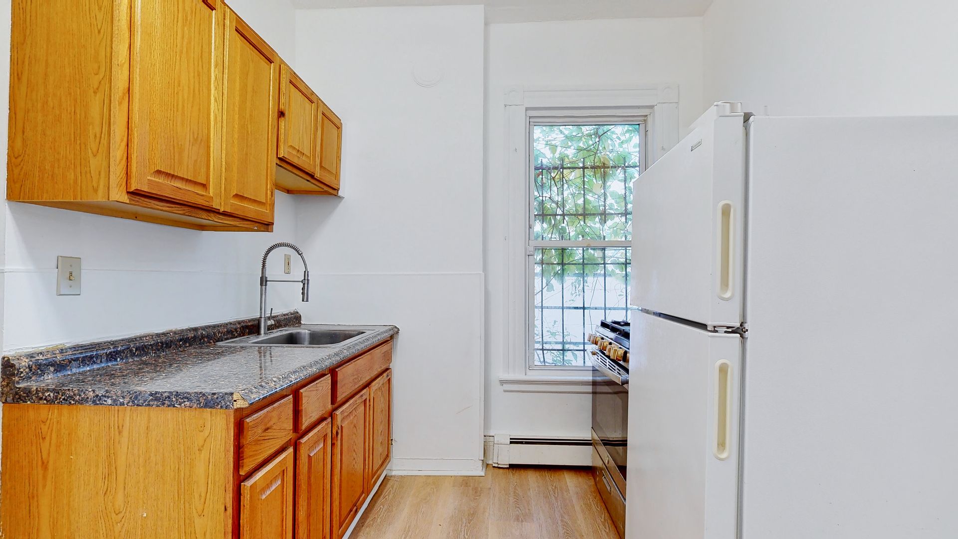 Spacious 1BR Apartment Near Yale – Remodeled & Convenient 2 of 8