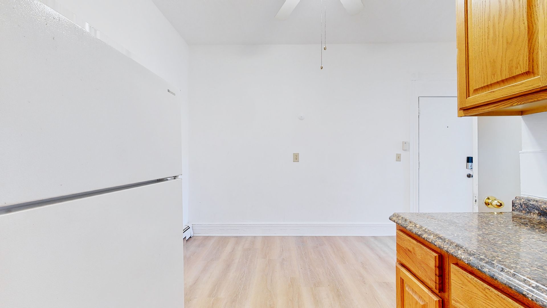 Spacious 1BR Apartment Near Yale – Remodeled & Convenient 7 of 8