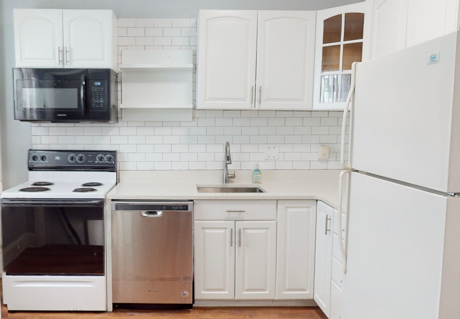 Fully Furnished 3BR/1.5BA on Science Hill | New Everything | Steps to Yale 9 of 12
