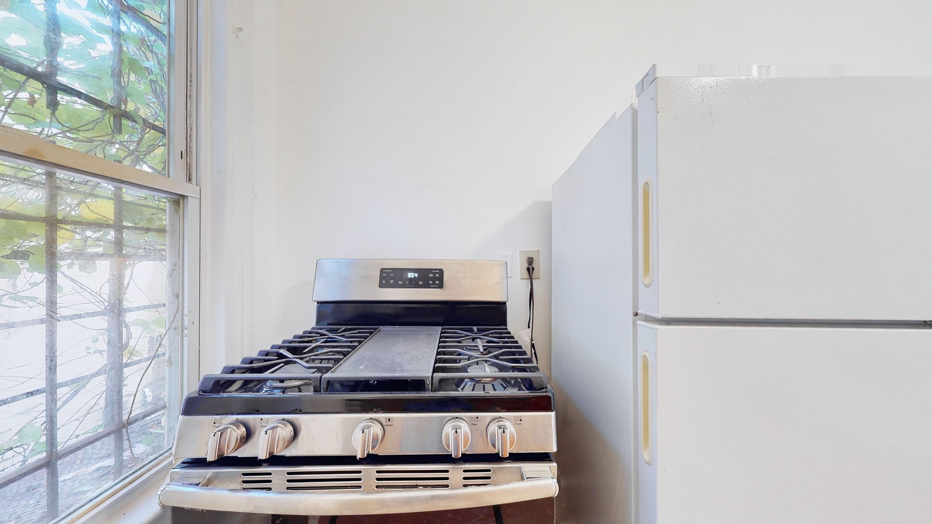 Spacious 1BR Apartment Near Yale – Remodeled & Convenient 6 of 8
