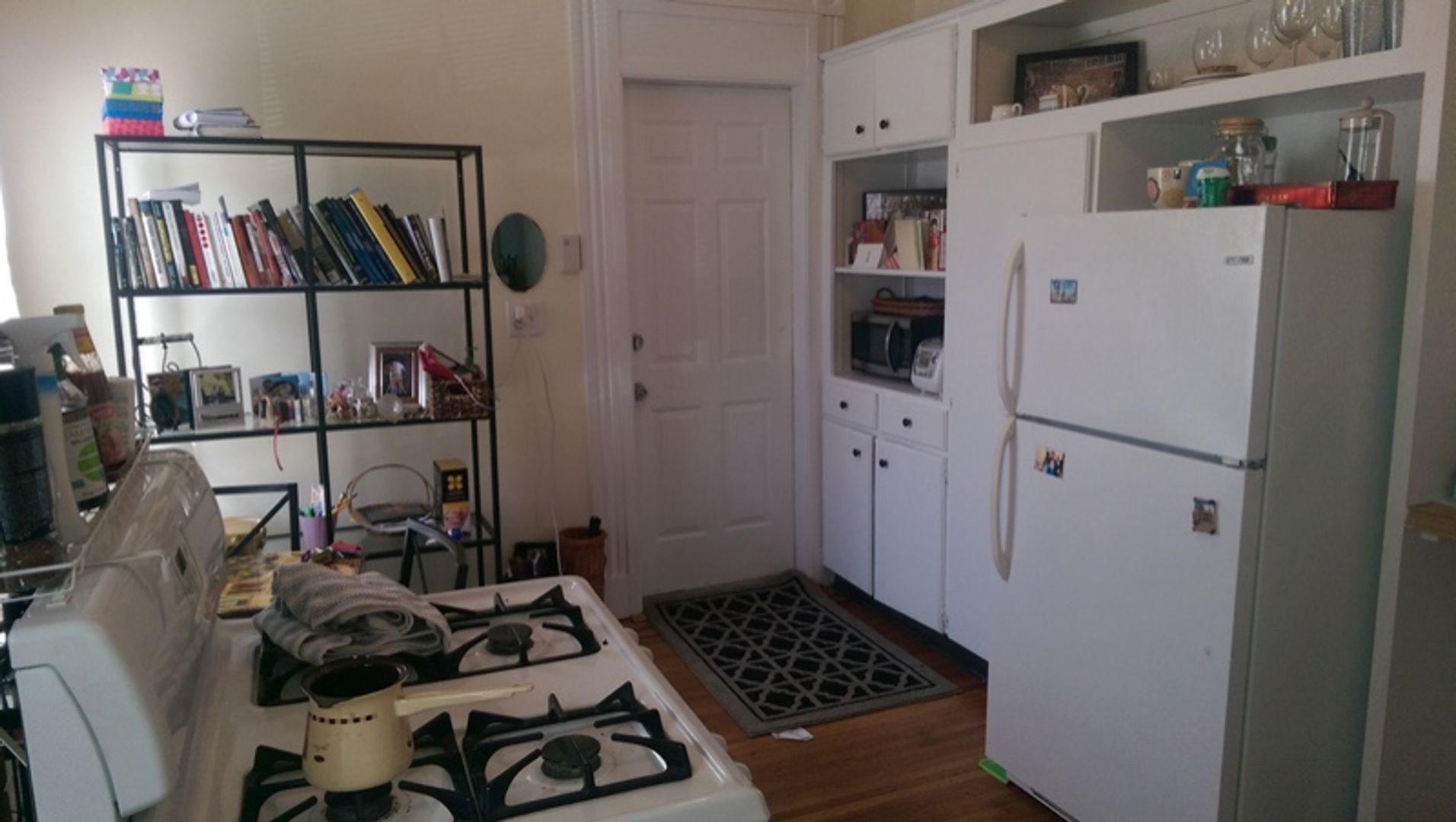 New Haven Apartment: 382-384 Crown St.