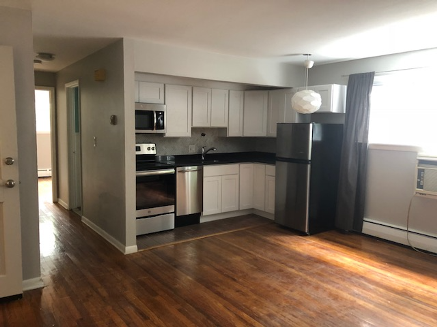 New Haven Apartment: 550 Whitney Avenue
