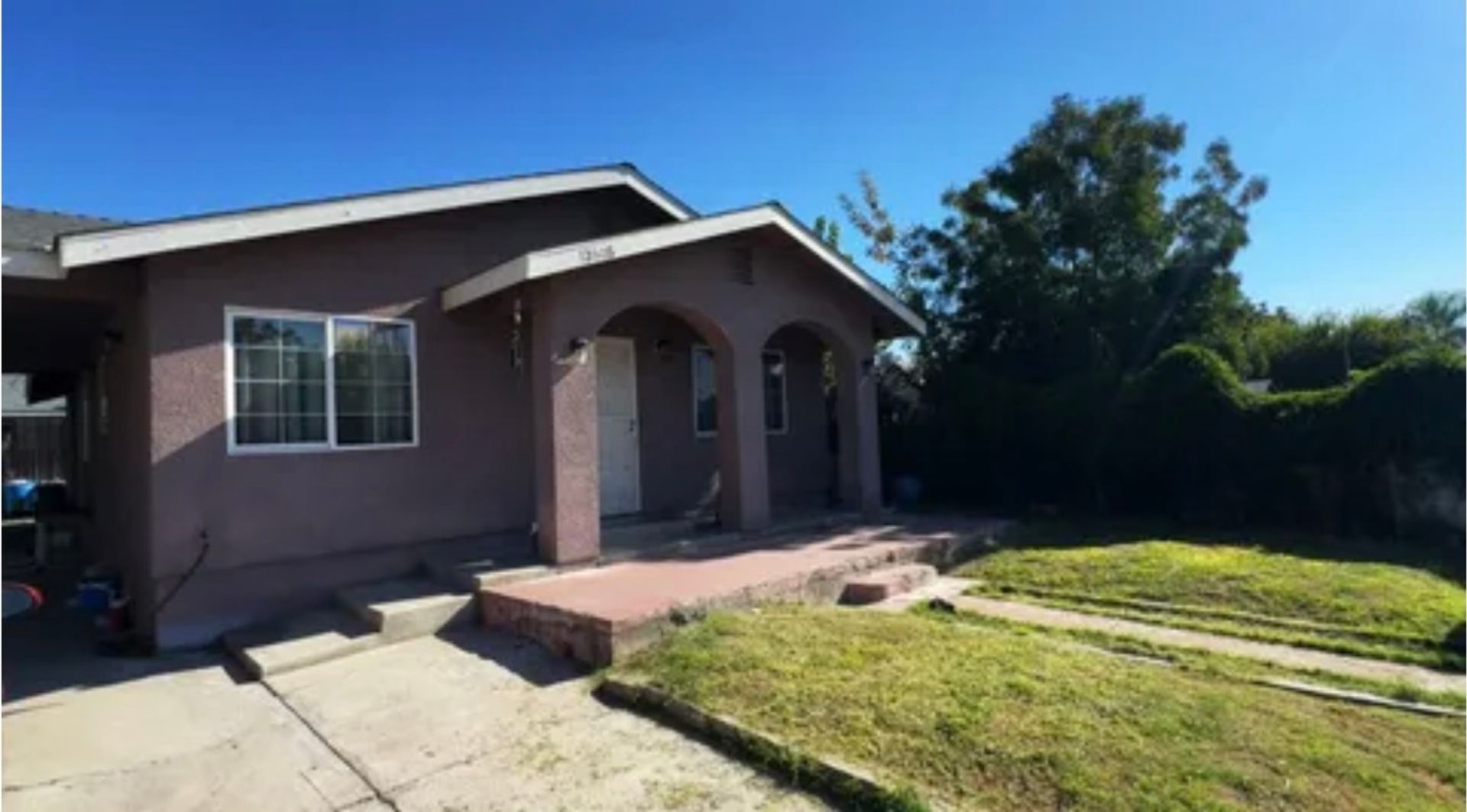 Cutler House: 12608 1st Drive #A