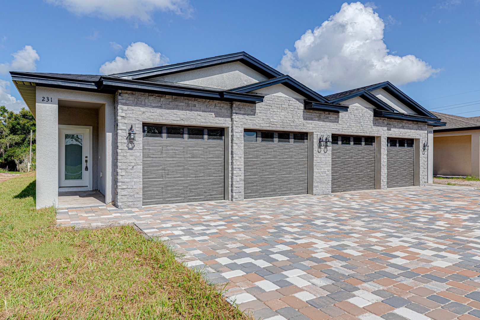 Oviedo House: 241 N Pine Ave, Oviedo