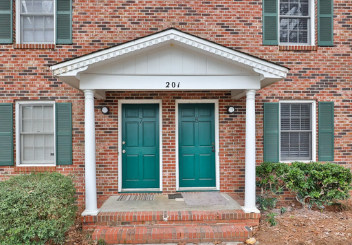 2-Bedroom 1.5-Bathroom Townhomes – photo 1