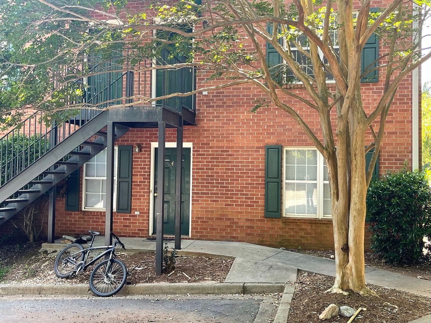 Clemson Apartment: 101 College Heights Blvd.