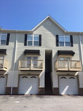 3 BEDROOM/ 3 BATH AT CLEMSON COURTYARD-AVAILABLE AUGUST 14TH – photo 1