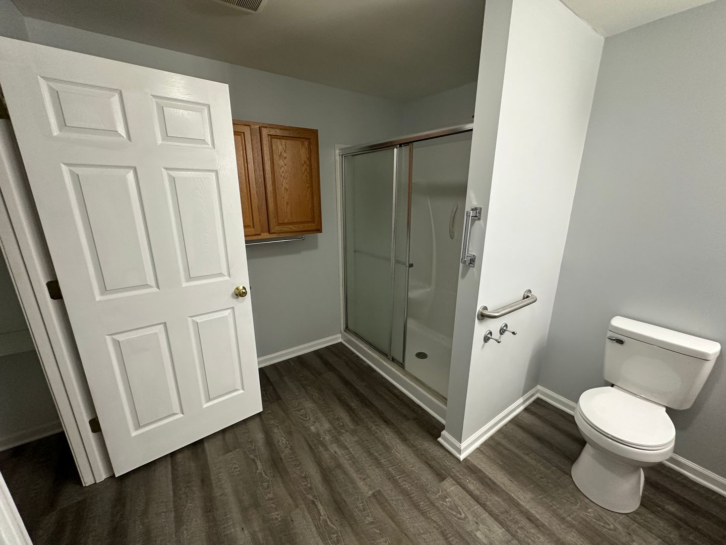 Clemson House: 220 Summy St