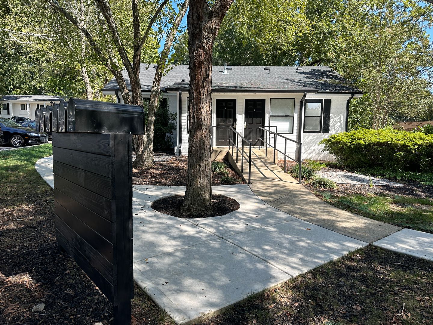 Clemson Apartment: 200 Edgewood Ave.