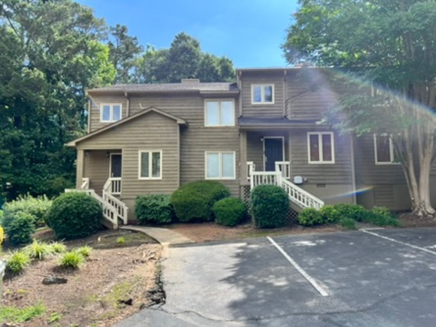 Clemson Apartment: 600-811 Anderson Hwy.