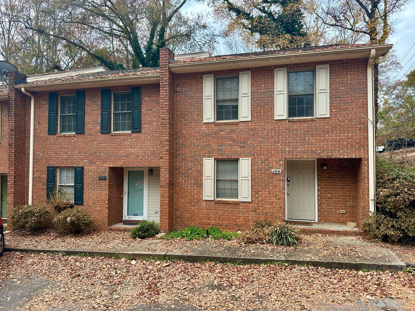 Clemson Apartment: 106 College Heights Blvd.