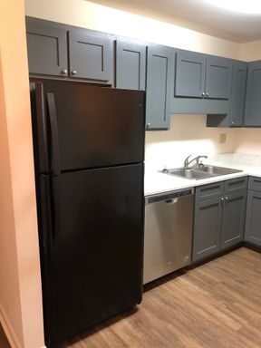 College Heights 4BR, 3BA – photo 1