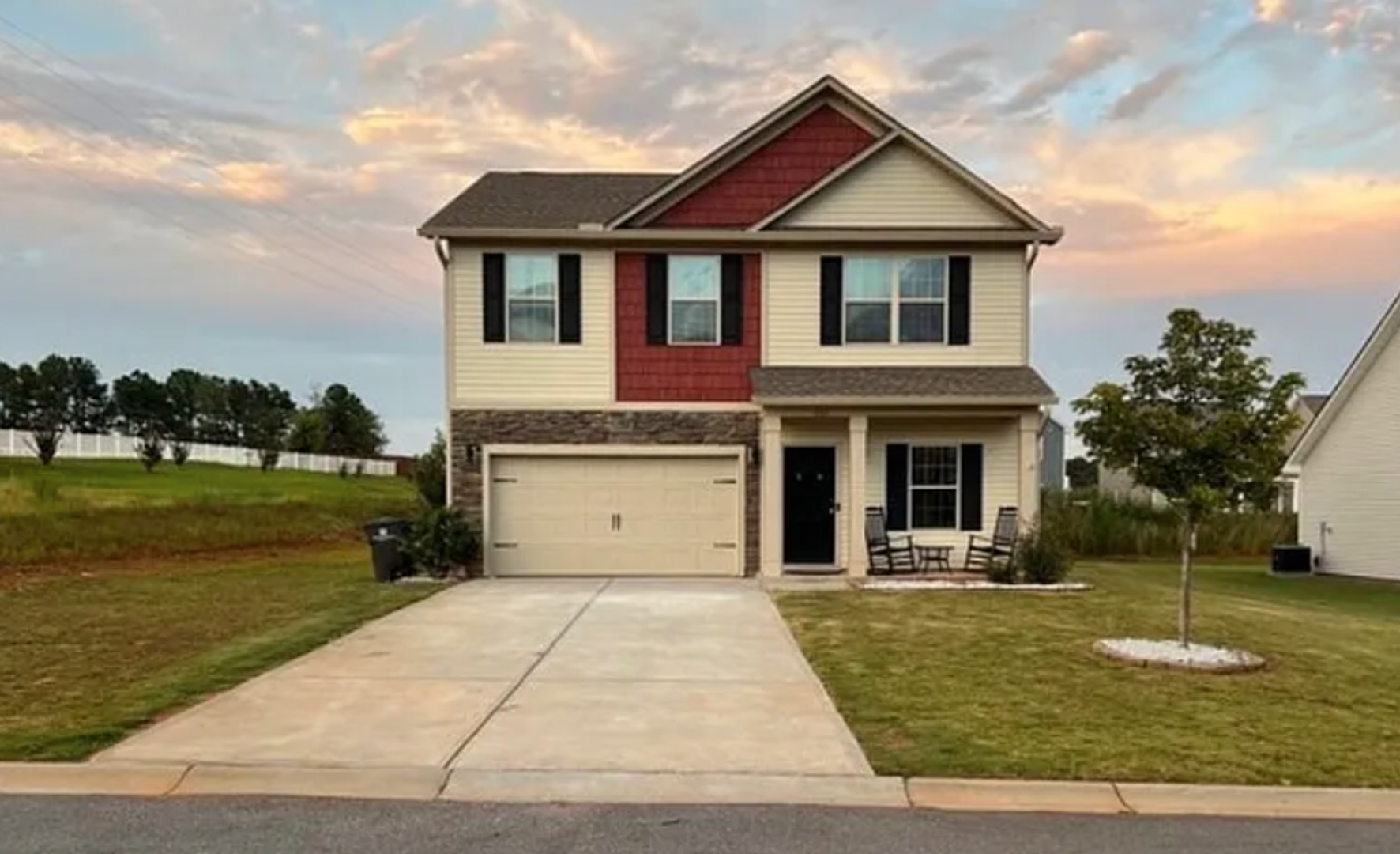 5 Bedroom 3 Bathroom Home in Pendleton