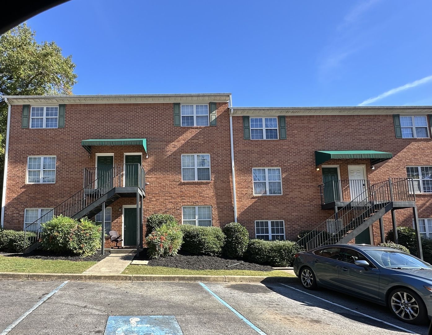 Clemson Apartment: 101 College Heights Blvd.