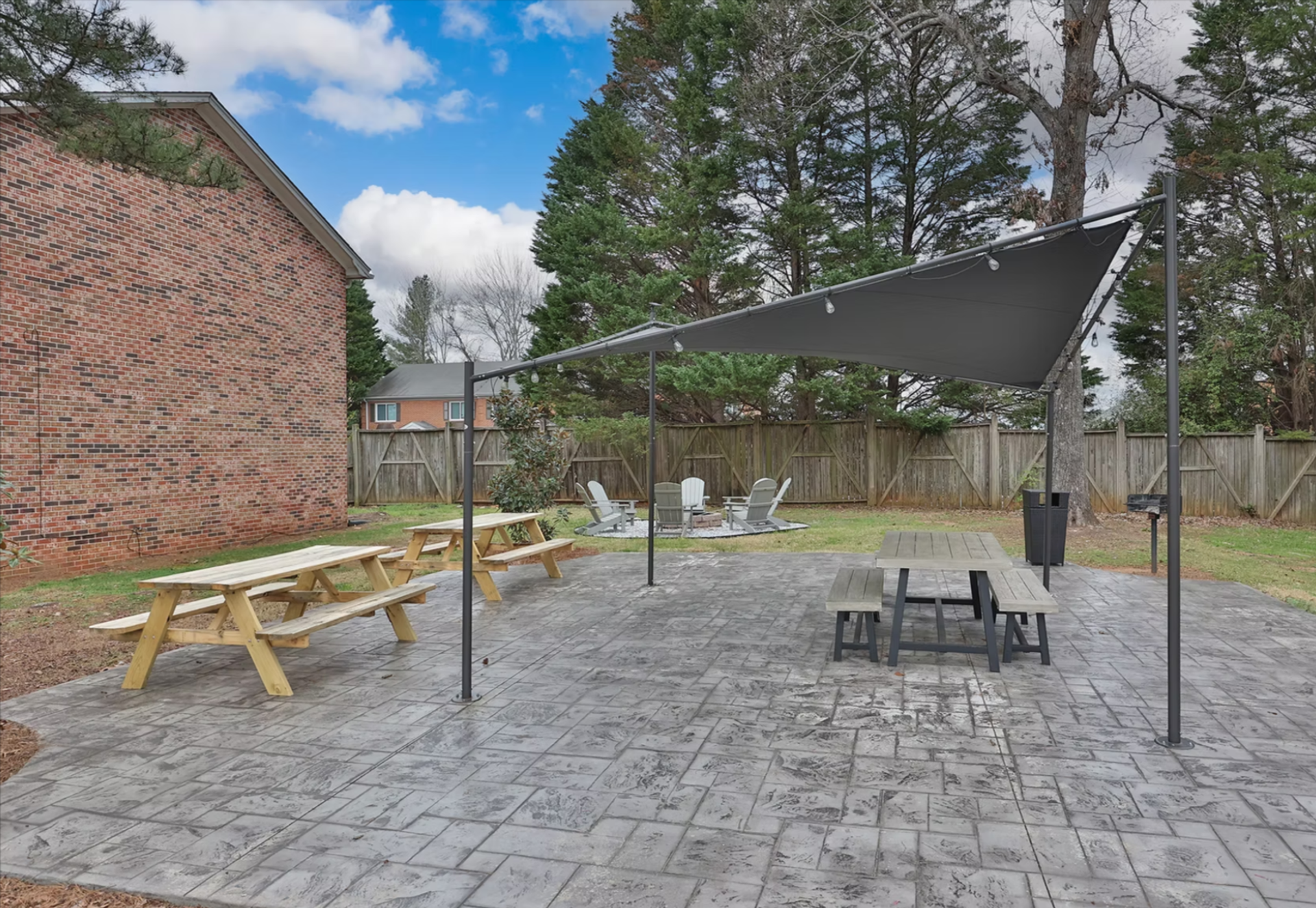 Clemson Townhome: 201 Pickens St