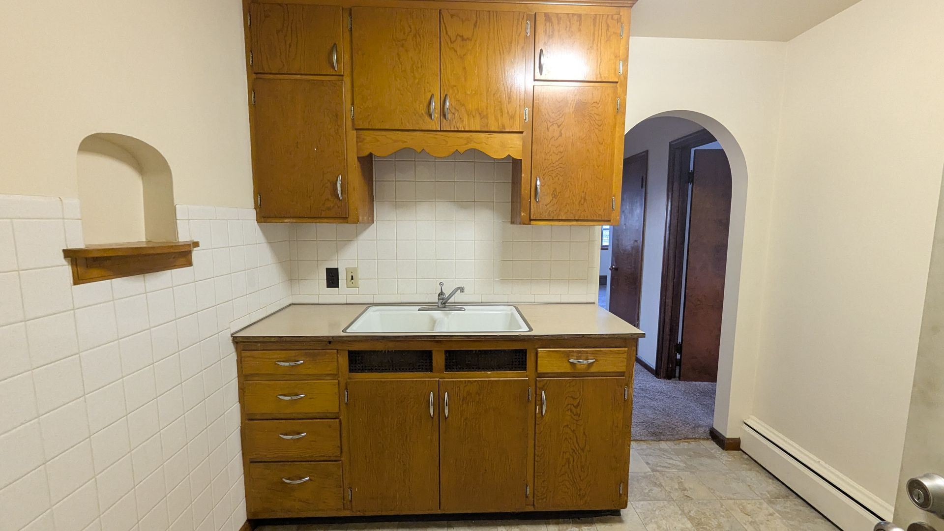 Moline Apartment: 1726 9th Street