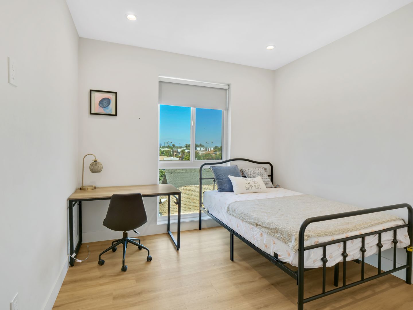 Los Angeles Apartment: 3105 - 3107 S Normandie Ave