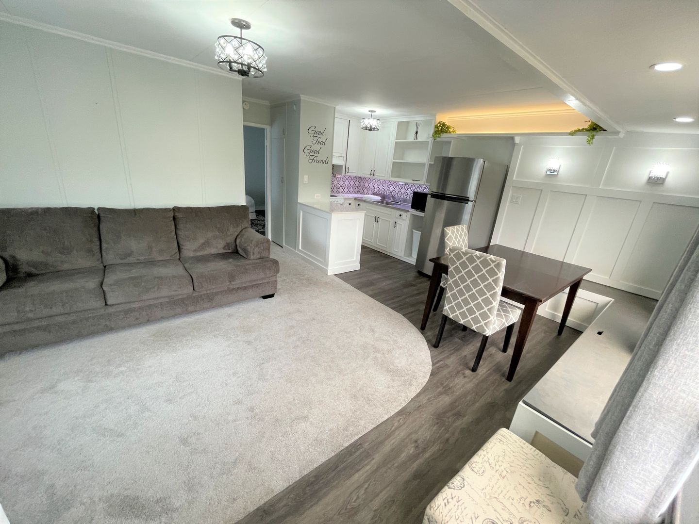 Honolulu Apartment: 2908 Varsity Circle