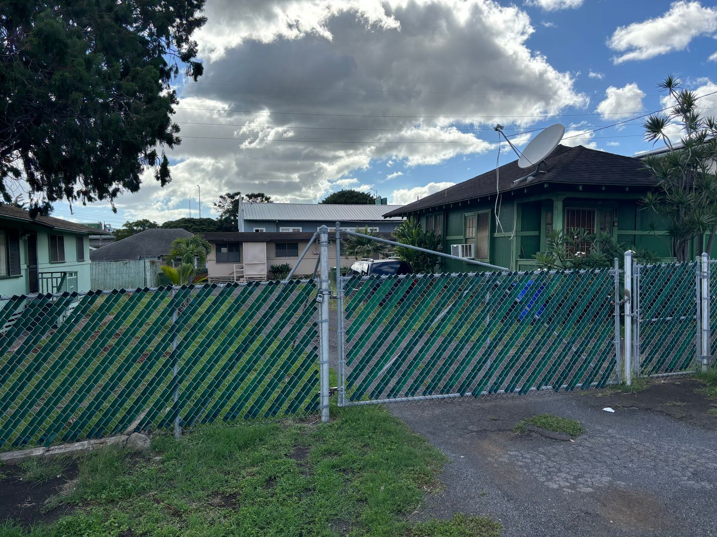 Pearl City Apartment: 849 3rd St. - 857B 3rd St